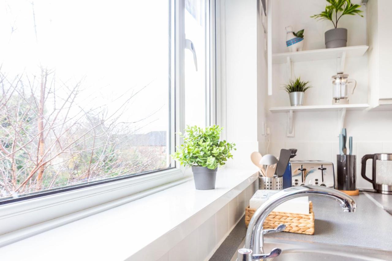 New Large 2 Bed Entire Apartment Near Newcastle Upon Tyne With Free Parking Bagian luar foto